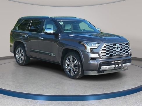 Used 2024 Toyota Sequoia Capstone AWD/4WD image 3