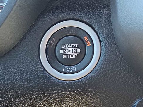 Used 2021 RAM 2500 Big Horn w/ Night Edition image 24