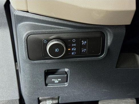 Used 2023 Ford Bronco Wildtrak image 11