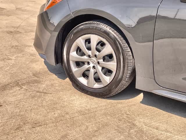 Used 2023 Toyota Corolla LE FWD image 9