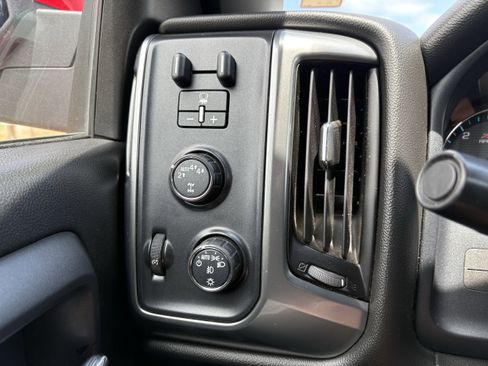 Used 2017 Chevrolet Silverado 1500 LT w/ All Star Edition AWD/4WD image 17