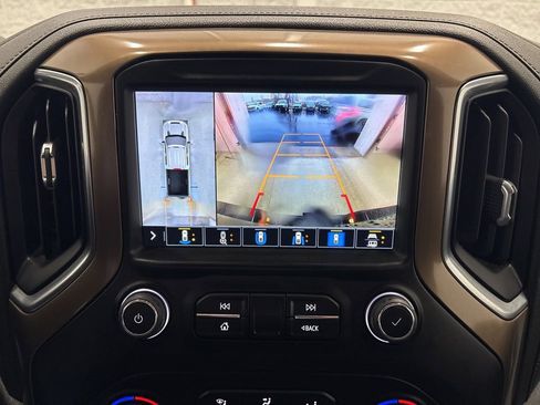 Used 2021 Chevrolet Silverado 3500 High Country image 36