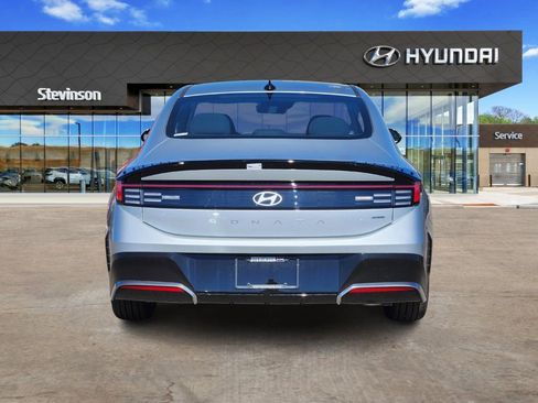 New 2026 Hyundai Sonata SEL image 3