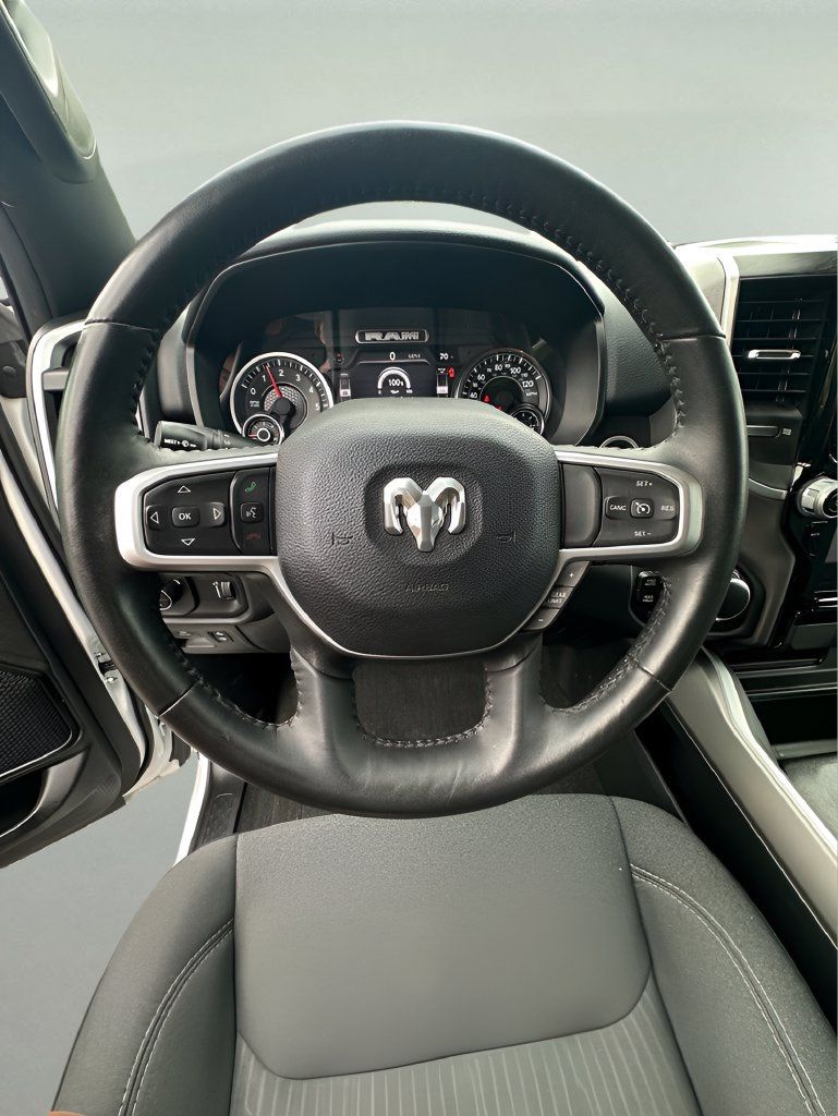 Used 2023 RAM 1500 Big Horn AWD/4WD image 17