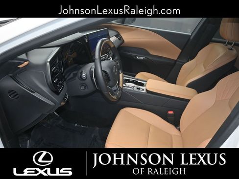 Used 2025 Lexus RX 350 Premium image 10