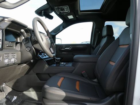 New 2026 GMC Sierra 1500 AT4 w/ AT4 Premium Package image 29