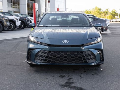 Used 2026 Toyota Camry LE image 2