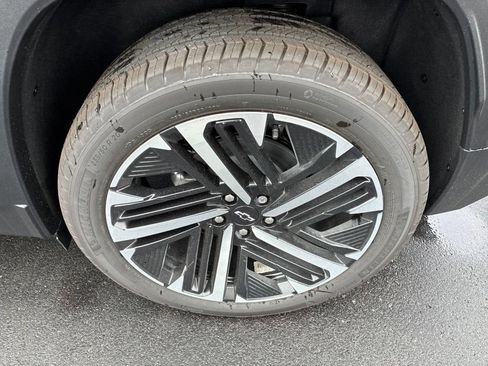 New 2027 Chevrolet Equinox RS w/ Safety and Technology Package AWD/4WD image 48