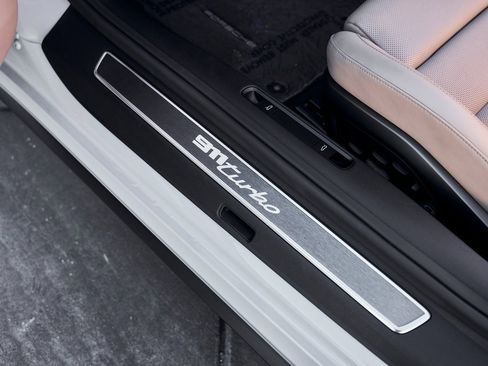 Used 2024 Porsche 911 Turbo image 32