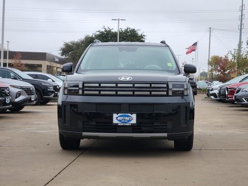 Used 2025 Hyundai Santa Fe SEL image 2