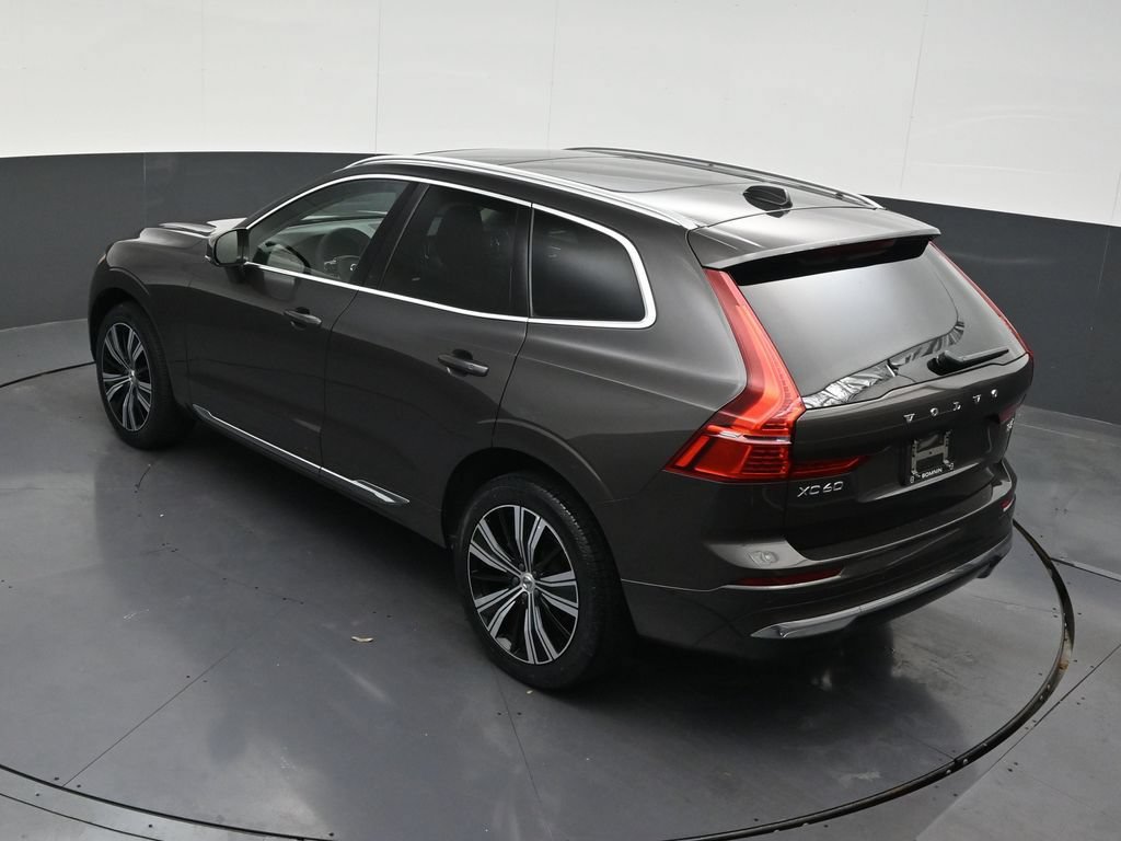 Certified 2023 Volvo XC60 B5 Plus AWD/4WD image 18