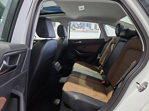 New 2026 Volkswagen Jetta SEL image 11