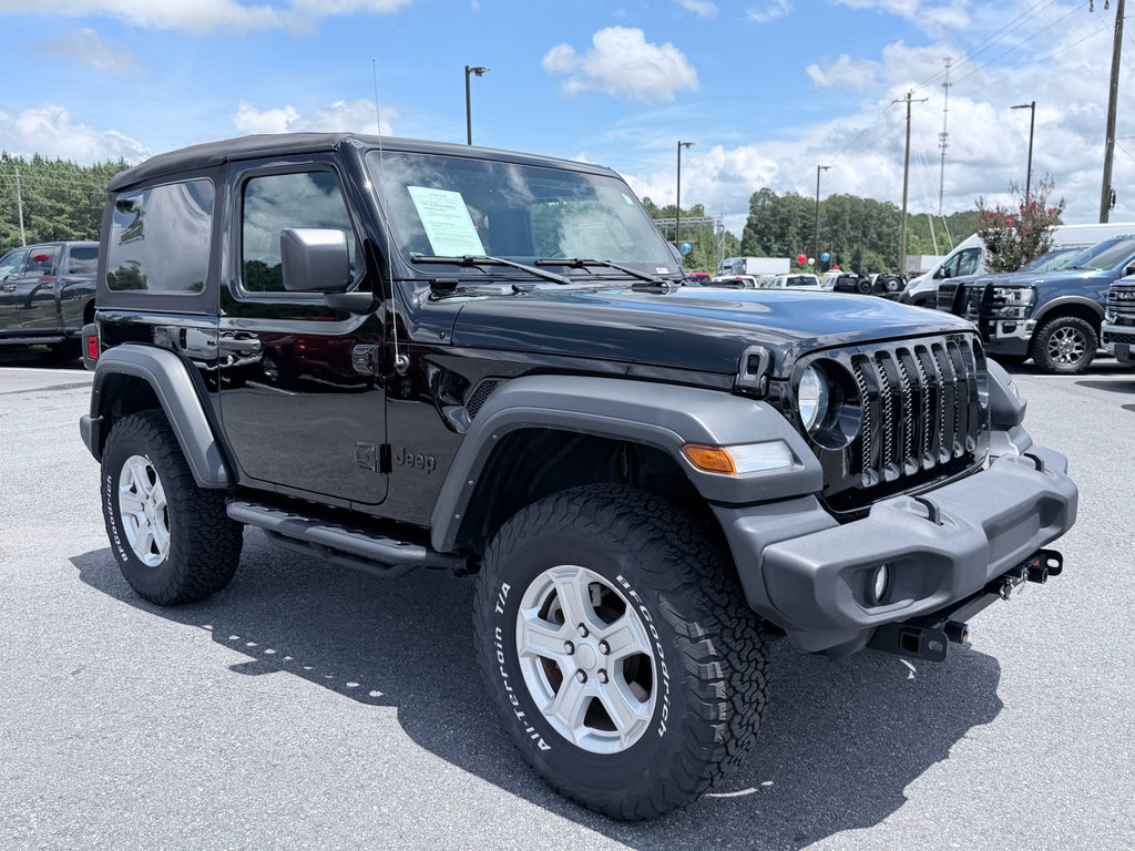 Used 2023 Jeep Wrangler Sport AWD/4WD image 2