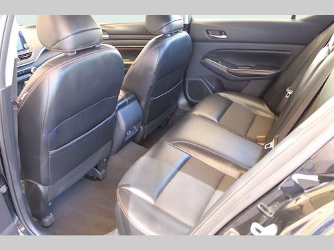 Used 2021 Nissan Altima 2.5 SR image 15