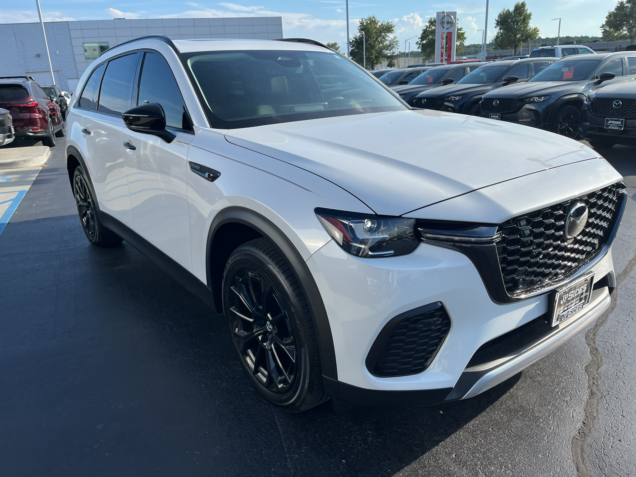 Certified 2025 MAZDA CX-70 3.3 Turbo w/ Premium Package AWD/4WD image 6