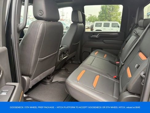 Used 2024 GMC Sierra 2500 AT4 w/ AT4 Premium Plus Package AWD/4WD image 7