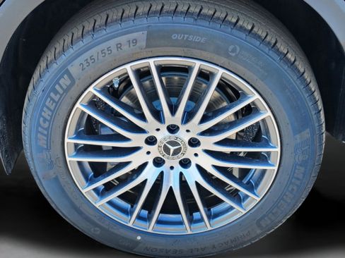Certified 2026 Mercedes-Benz GLC 300 image 33