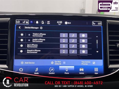 Used 2023 Chrysler Pacifica Touring-L FWD image 18