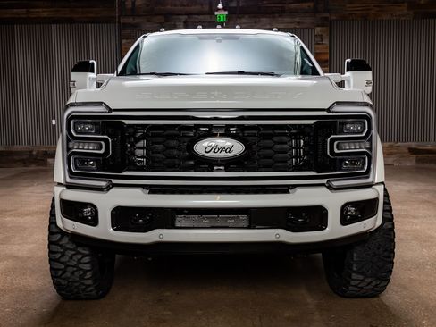 Used 2026 Ford F450 Platinum w/ FX4 Off-Road Package image 2