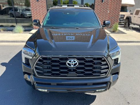 Used 2023 Toyota Sequoia Platinum AWD/4WD image 9