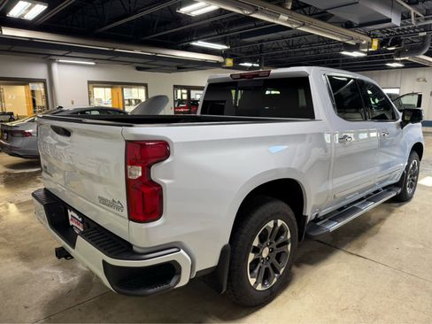 Certified 2026 Chevrolet Silverado 1500 High Country w/ Technology Package AWD/4WD image 4