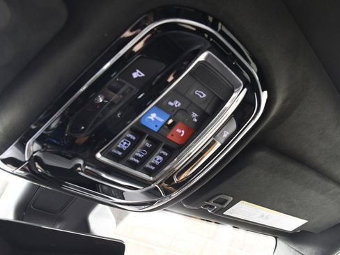 Used 2023 Jeep Grand Cherokee L Summit image 32