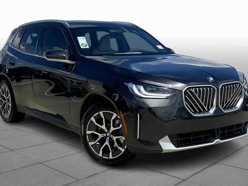 Used 2026 BMW X3 xDrive30 w/ Convenience Package image 2