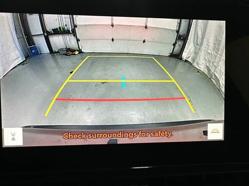 Used 2025 Toyota RAV4 LE AWD/4WD image 37
