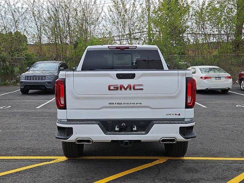 New 2026 GMC Sierra 1500 AT4 AWD/4WD image 5