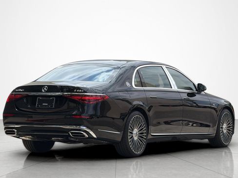 New 2026 Mercedes-Benz Maybach S 680 4MATIC image 5