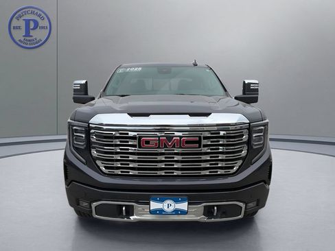 Used 2025 GMC Sierra 1500 Denali w/ Denali Reserve Package AWD/4WD image 2