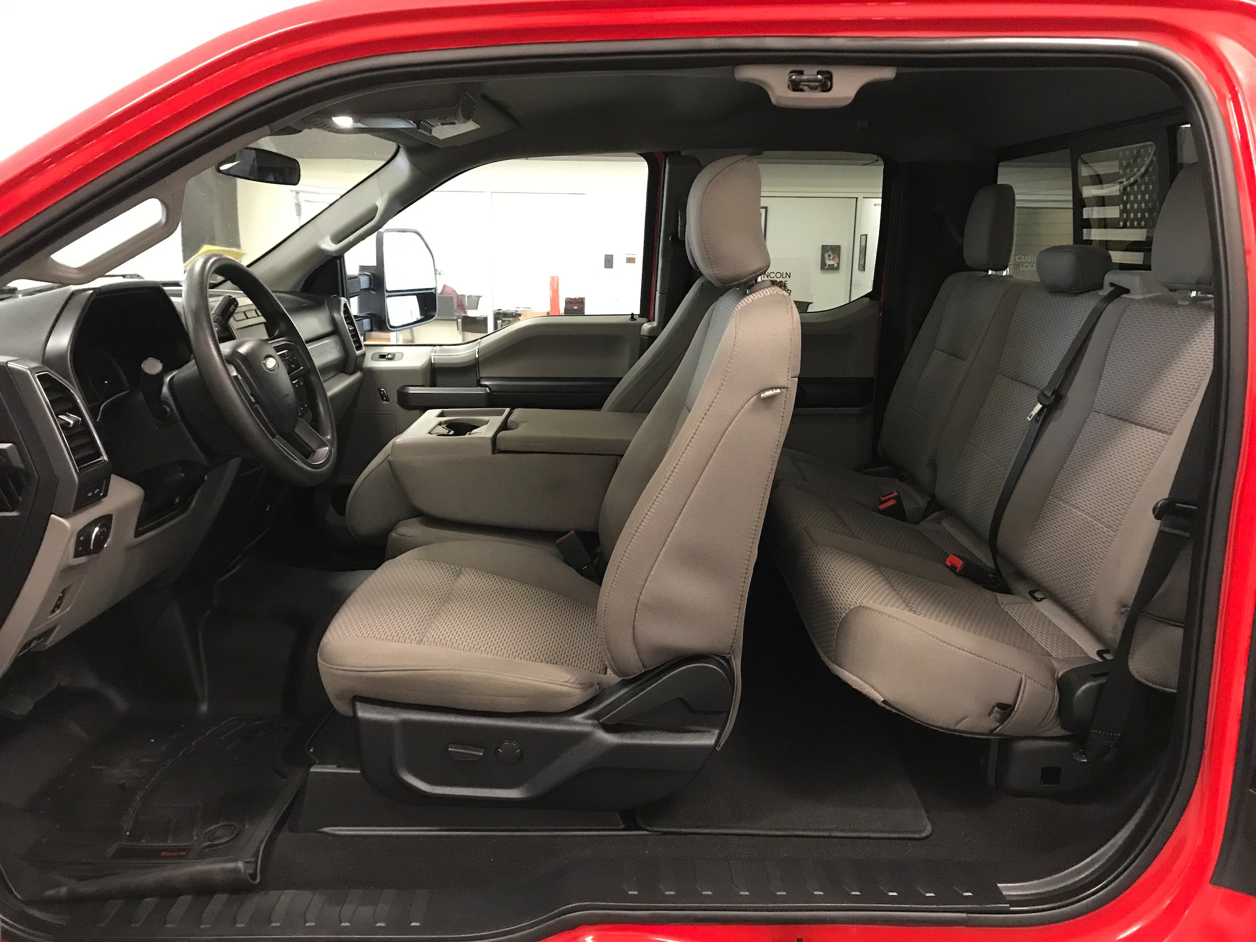 Certified 2020 Ford F350 XLT w/ XLT Premium Package AWD/4WD image 13