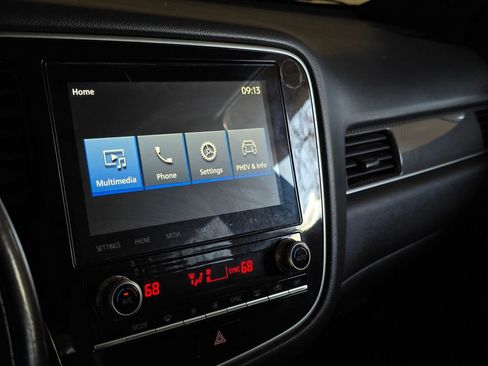 Used 2022 Mitsubishi Outlander SEL image 29