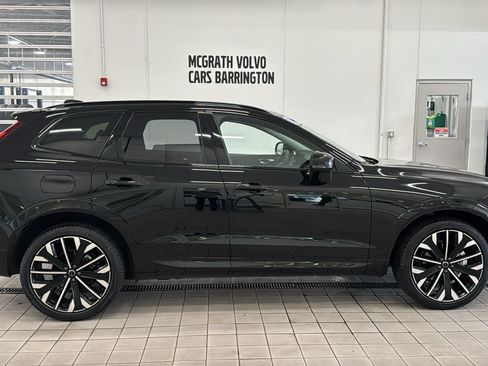 Certified 2026 Volvo XC60 B5 Ultra AWD/4WD image 4