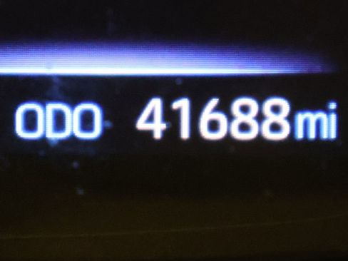 Certified 2022 Toyota Corolla L image 25