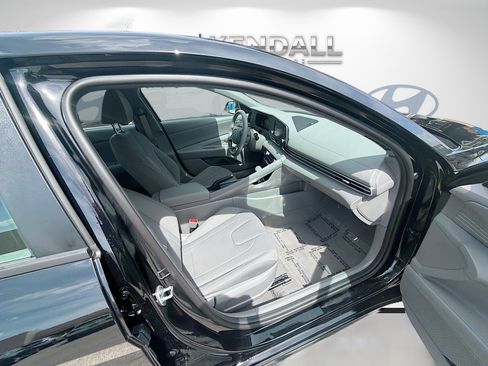 Certified 2026 Hyundai Elantra Sport FWD image 28