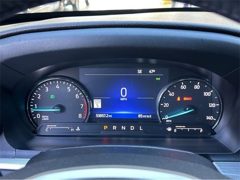 Certified 2022 Ford Explorer XLT w/ Equipment Group 202A image 11