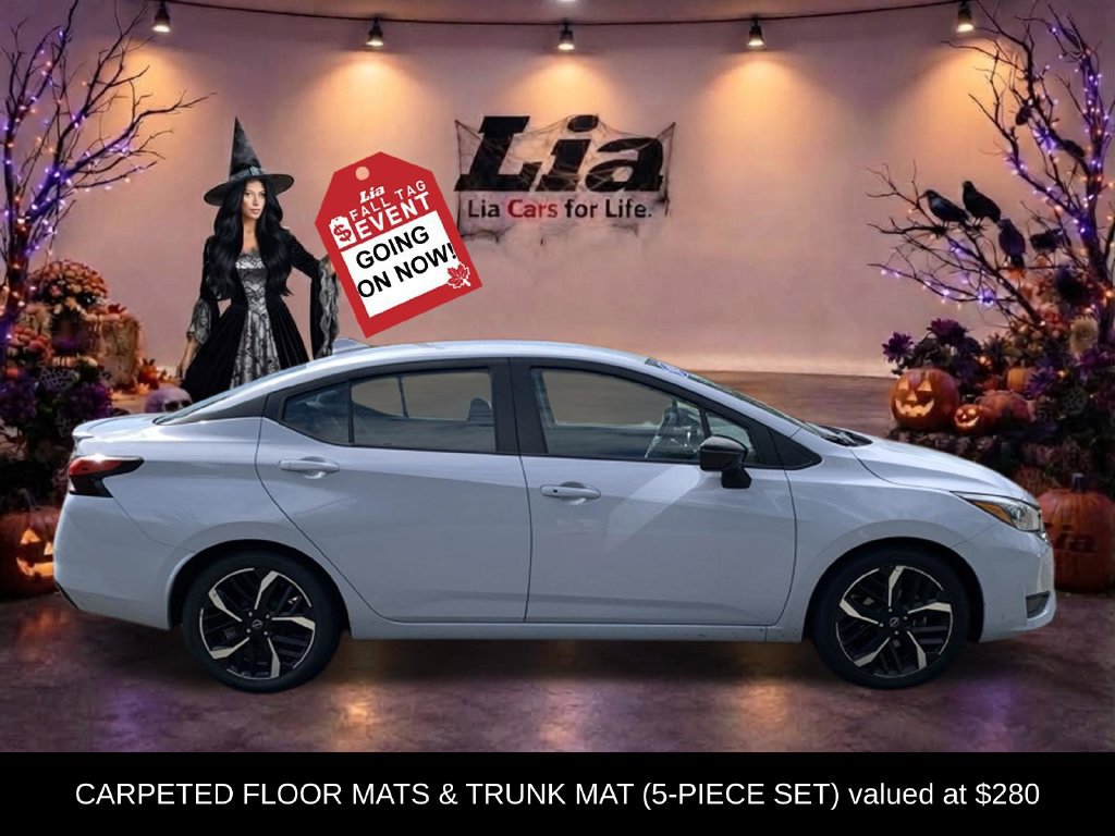 Used 2024 Nissan Versa SR FWD image 2