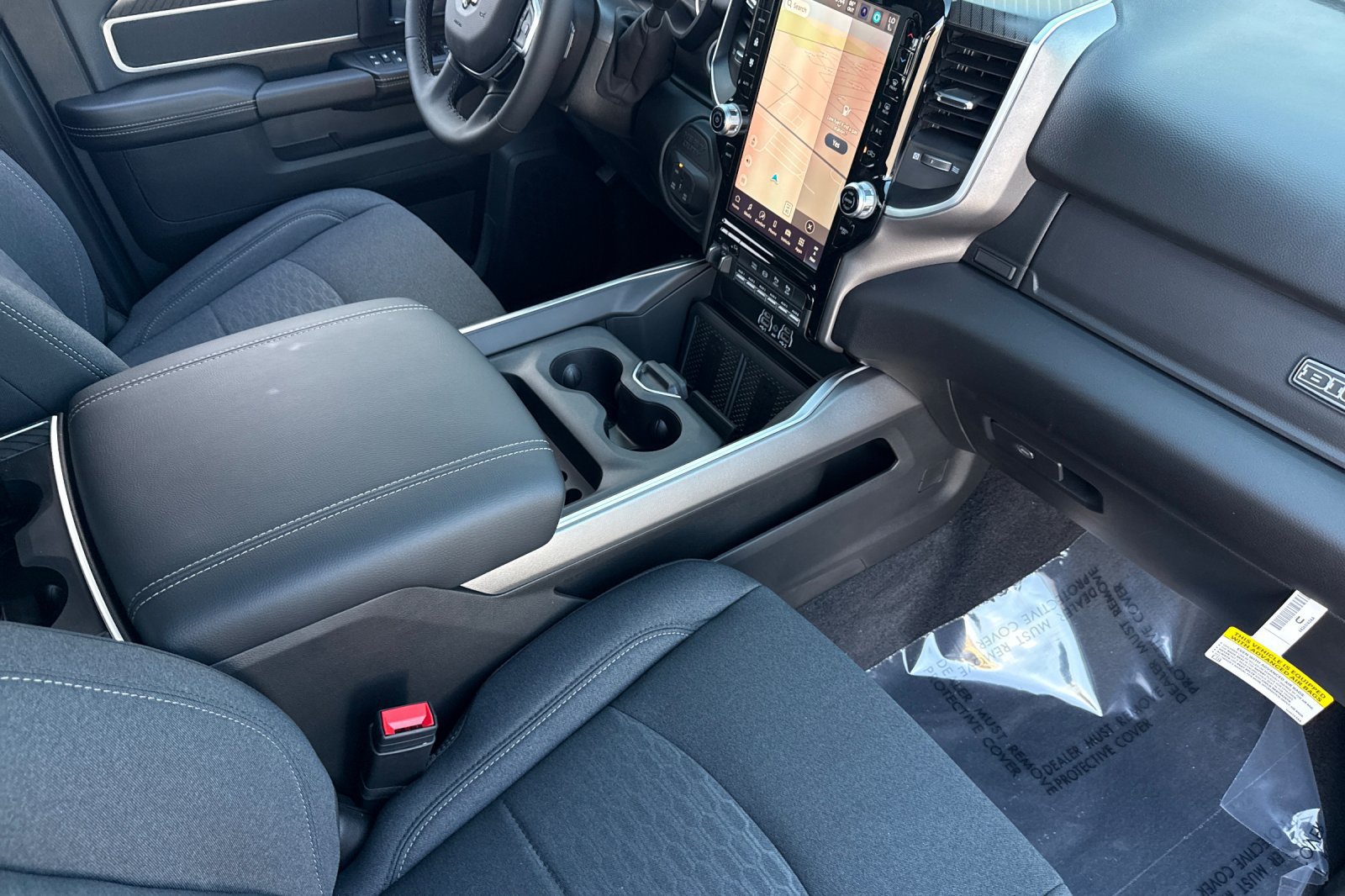 New 2026 RAM 3500 Big Horn AWD/4WD image 17