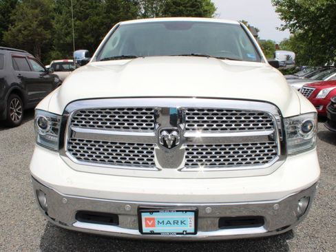 Used 2016 RAM 1500 Laramie w/ Convenience Group AWD/4WD image 2