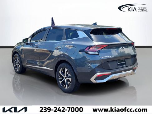 Certified 2025 Kia Sportage EX FWD image 4