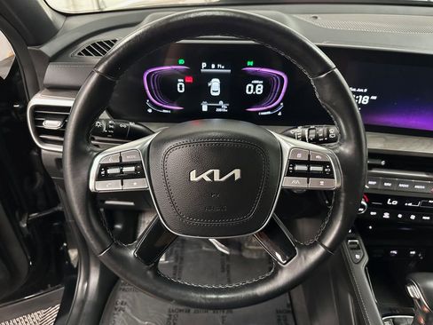 Used 2025 Kia Telluride AWD image 14