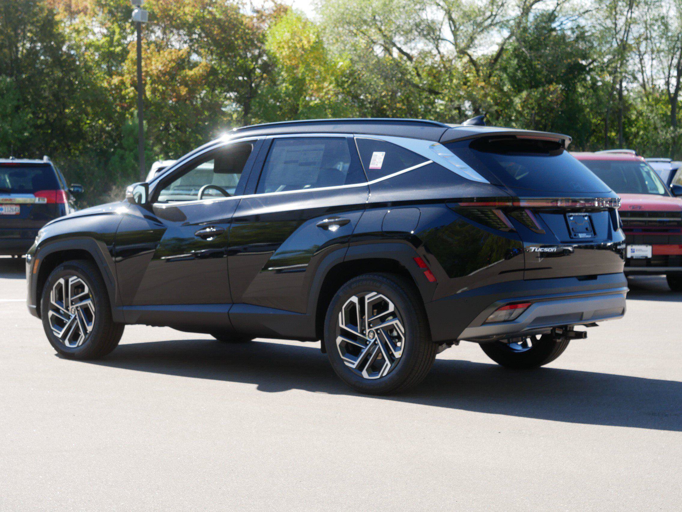 New 2026 Hyundai Tucson Limited w/ Tow & Go Package AWD/4WD image 3