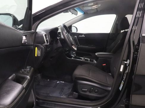 Used 2022 Kia Sportage LX w/ LX AWD Value Edition Package image 13