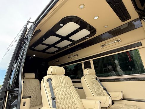 Used 2020 Mercedes-Benz Sprinter 3500 image 49