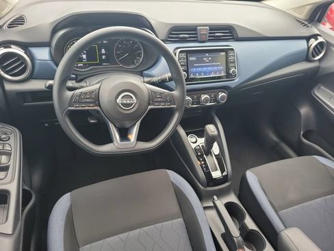 Used 2025 Nissan Versa SV w/ Trunk Package FWD image 13
