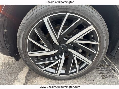 Certified 2025 Lincoln Aviator Black Label w/ Jet Appearance Package image 19