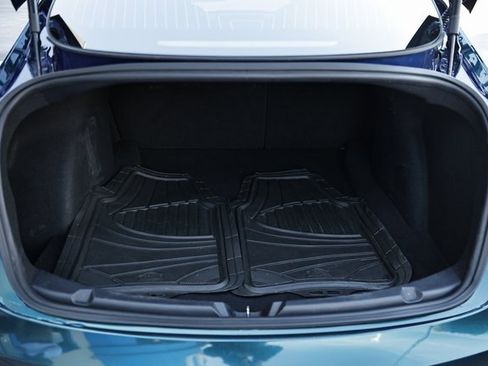 Used 2018 Tesla Model 3 Long Range image 32