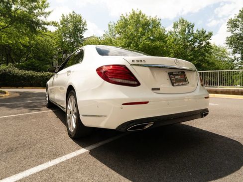 Used 2017 Mercedes-Benz E 300 image 6