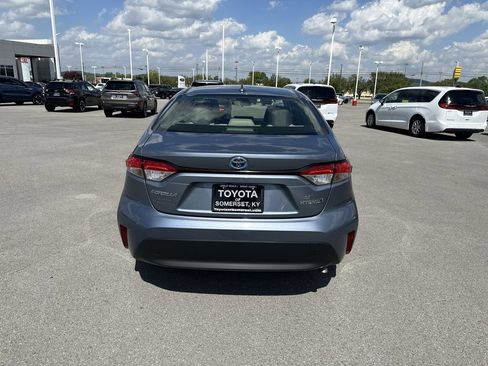 Certified 2024 Toyota Corolla LE w/ LE Convenience Package FWD image 9